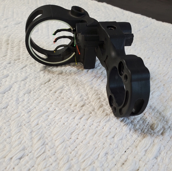 Trophy Apex ambidextrous bow sight - Picture 5 of 5